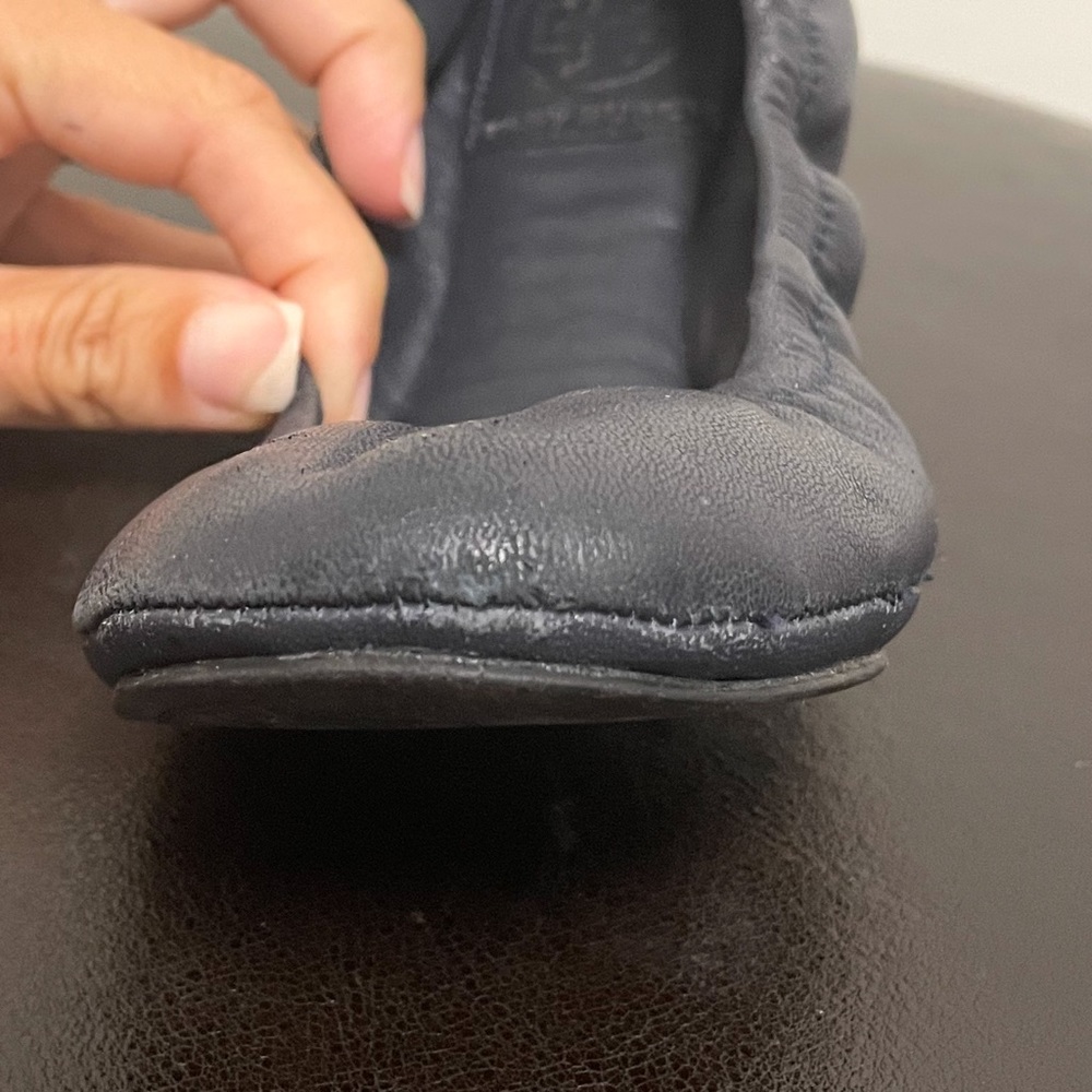 Tory Burch Eddie Navy Blue Leather Ballet Flats 6 M Folding Elastic Rim *No box* - Picture 10 of 10